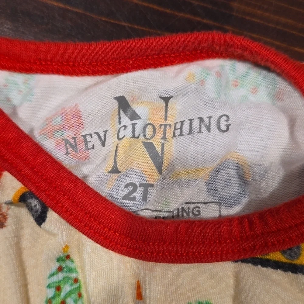 ​N&V Clothing Christmas Construction Truck Pajama Top - Size 2T